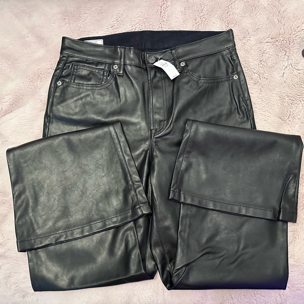 Gap NWT - High Rise Vegan Leather ‘70’s Flare Pants - Size 31 / 12